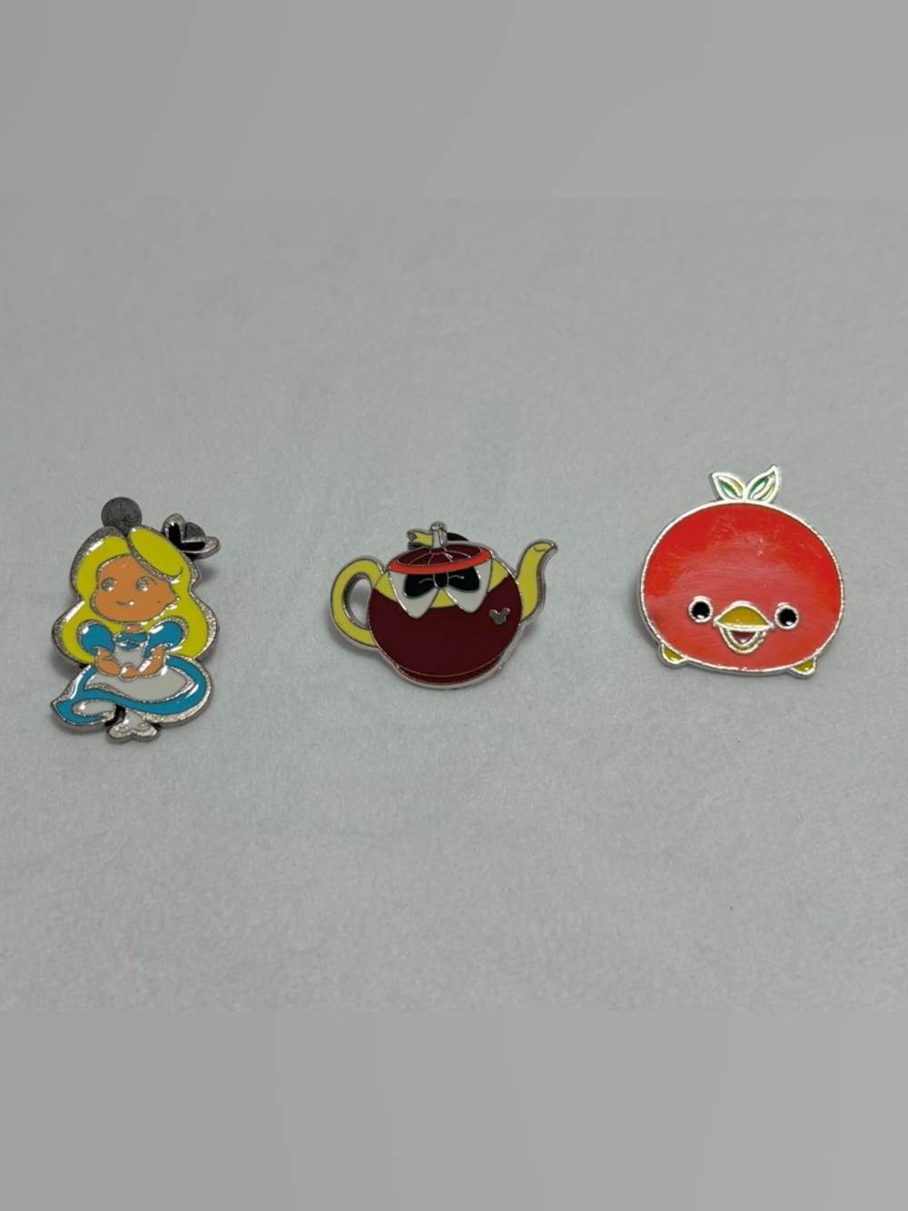 Alice in Wonderland And Teapot Orange Bird Tsum Tsum Disney Pins